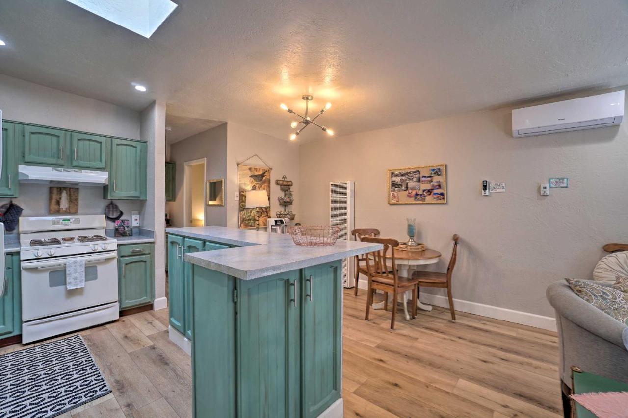 Central Williams Studio With Fireplace On Route 66! Apartment Exterior foto