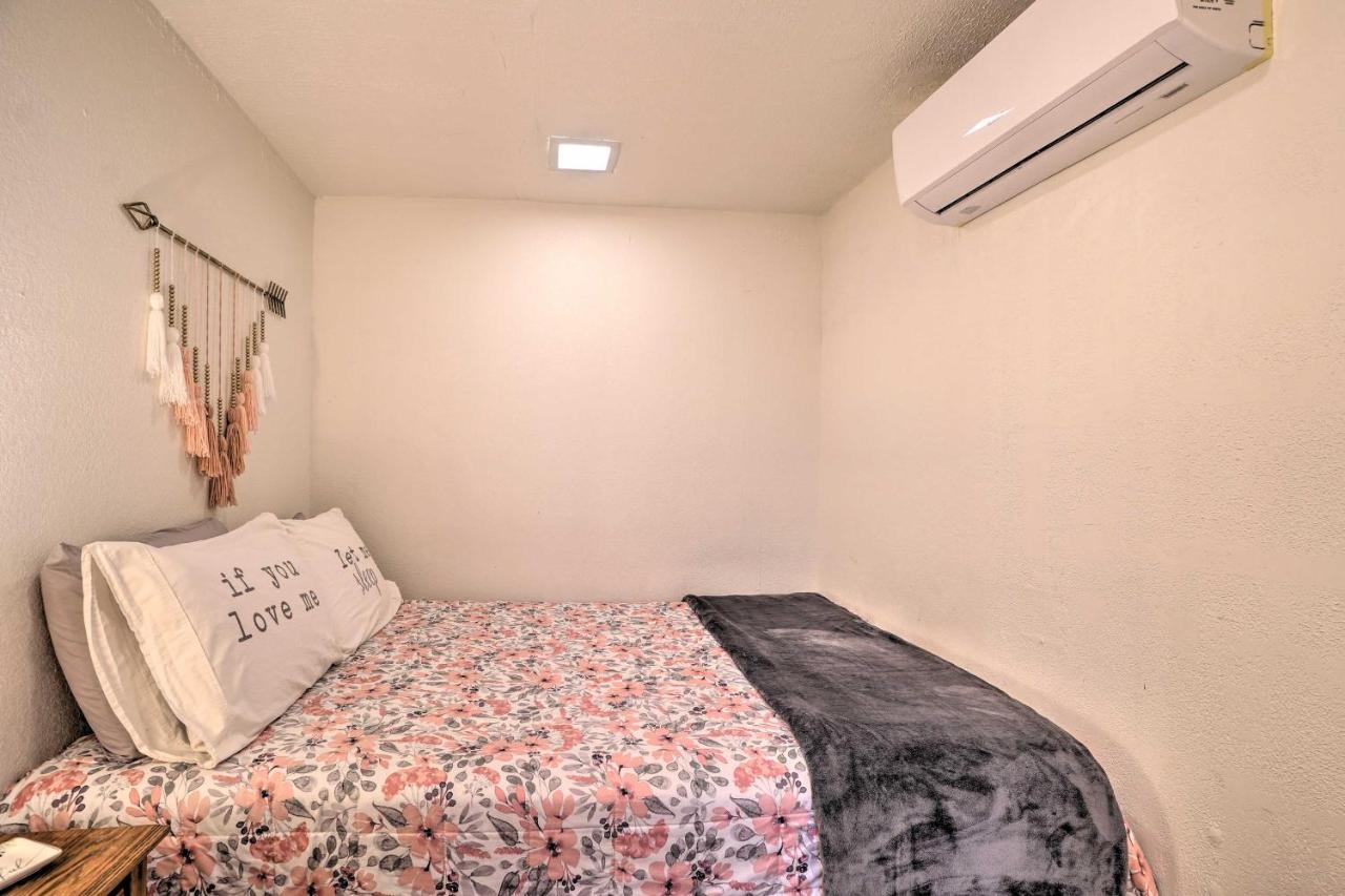Central Williams Studio With Fireplace On Route 66! Apartment Exterior foto
